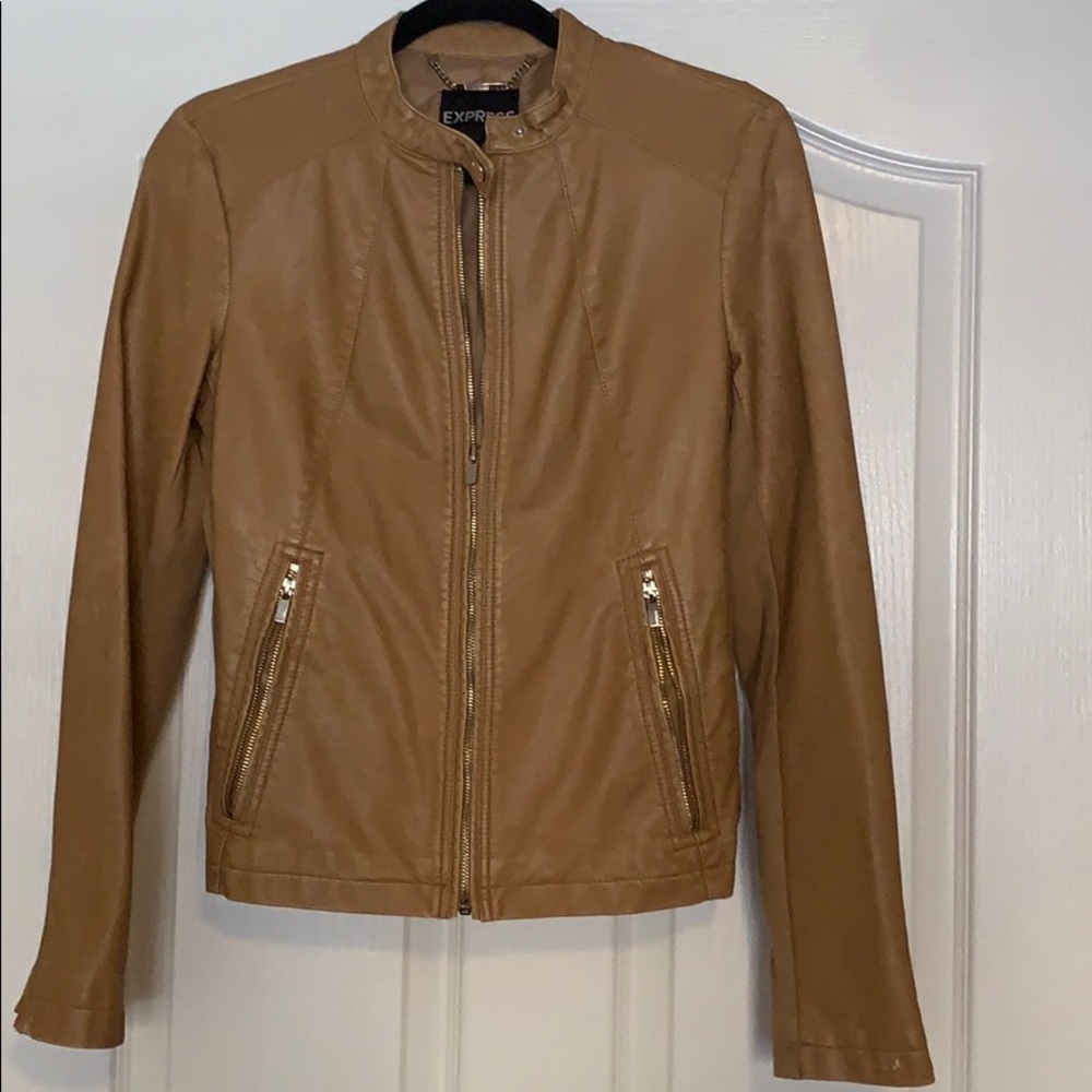 Beautiful Express Light Leather Jacket